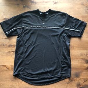 NIKE SPHERE SHIRT